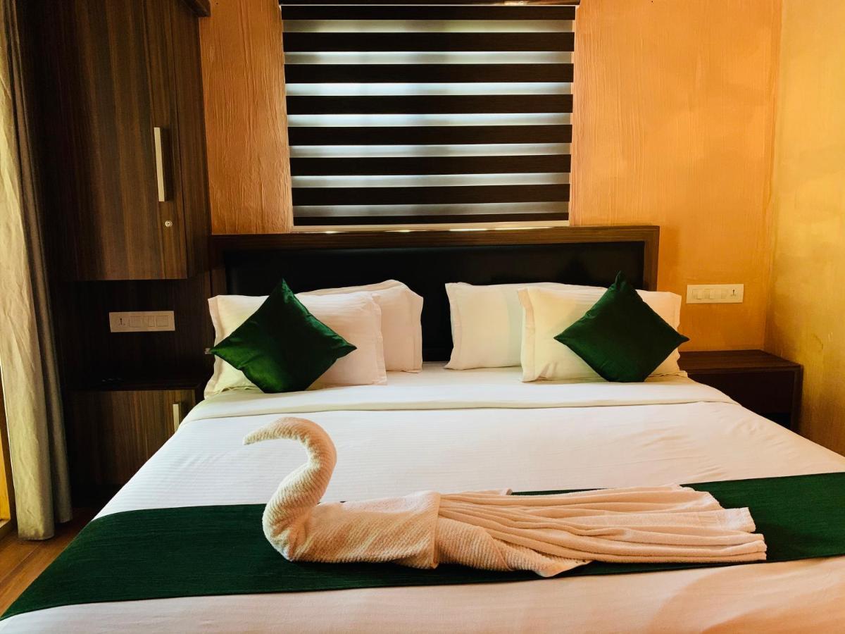 Wayanad Doubletree Villa Vythiri Buitenkant foto