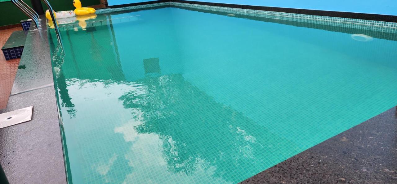 Wayanad Doubletree Villa Vythiri Buitenkant foto